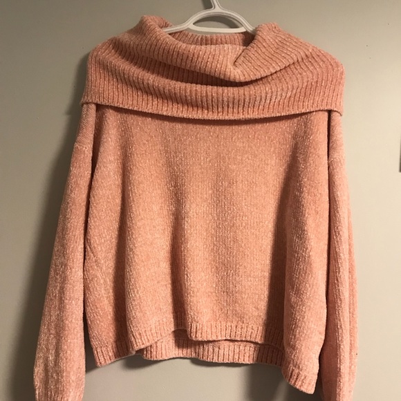 Women’s Clothes - Picture 2 of 8